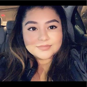 Meet your Posher, Jenifer